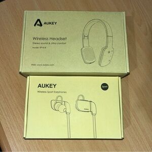 TWO Wireless Aukey Earphone/Headset